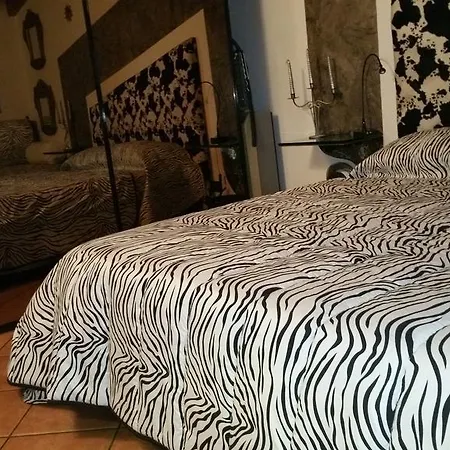 A Casa Di Gio לינה וארוחת בוקר 2*